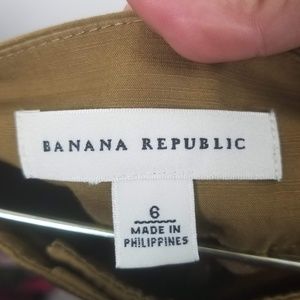 Banana Republic Skirts - Banana republic pencil skirt size 6 tan Banana Republic Skirts - Banana republic pencil skirt size 6 tan